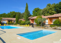 Achat maison avec piscine appartement à Régusse - Happyssimmo Régusse - Agence Immobilière Haut-Var Happyssimmo - Agence Immobilière 83 - Appartement à Vendre Régusse - Properties for sale in France - Apartment Finder