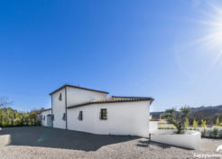 Vente maison à vendre avec jardin à Vinon-sur-Verdon - Agence Immobilière à La verdière sur Verdon Happyssimmo Haut-Var - Estimation Immobilière La verdière Happyssimmo Haut-Var - Villa for sale in Provence - Happyssimmo Haut-Var