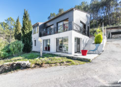 Achat Vente Villa avec jardin et piscine à Vidauban - Agence Immobilière Vidauban - Happyssimmo Vidauban Brignoles - Estimation Immobilière Vidauban