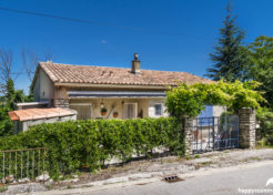 Maison villa à vendre à Esparron 83560 - Agence Immobilière Haut Var Happyssimmo - Estimation Immobilière Haut-Var Happyssimmo - House for sales in Provence