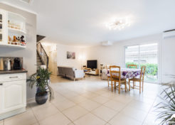 Maison à Vendre à Toulon 83000 - Le Revest Toulon Villa avec jardin - Meilleure Agence Toulon Happyssimmo - Caroline Fier