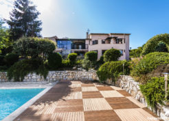 Vente villa 8 pièces à Montauroux avec pisicne et jardin - 83081 Agence Immobilière Happyssimmo Montauroux - Estimation Meilleurs Agents Montauroux - LeBonCoin Montauroux Villa Maison - Vente Maison Villa dans le Var - Happyssimmo Montauroux Verdon - Valeur Vénale Maison - Estimation Immobilière