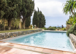 Vente villa prestige à Toulon avec piscine vue mer et rade - Luxury villa for sale in Provence - Agence Immobilière Happyssimmo le mourillon le faron