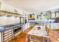 Vente villa plain pied avec jardin à Régusse 83630 - Agence Immobilière Régusse 83630 Happyssimmo - Estimation Immobilière - Villa Maison à Vendre avec jardin dans le Var - Villa for sale in Provence