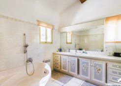 Vente appartement à Toulon avec terrasse et garage - Agence Immobilière Toulon 83000 83200 Happyssimmo - Estimation Immobilière Toulon 83000 83200 Happyssimmo - Appartement à Vendre dans le Var Le Bon Coin
