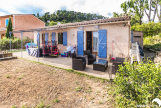 Vente villa plain pied t4 à Monfort sur argens avec jardin et piscine- Meilleurs Agents Happyssimmo Leboncoin villa MontFort sur Argens SeLoger Logicimmo 83570 - Villa for sale in Provence