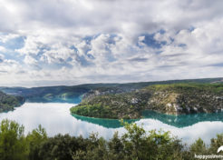 Vente terrain constructible à vendre Esparron de Verdon 04800 Agence Immobilière Esparron de Verdon 04800 - Happyssimmo Haut-Var Esparron de Verdon 04800 - Agences Immobilières Régusse