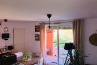Achat Vente Appartement T2 à Six-Fours les Plages 83140 - Agence Immobilière Six-Fours 83140 Happyssimmo - Appartement à Vendre Six-Fours 83140 - Happyssimmo Six Fours les Plages