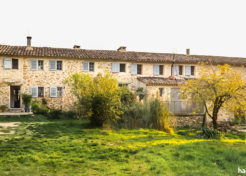 Vente Achat Bastide Mas Provencal à Evenos dans le Var - Agence Immobilière Luxe Var Happyssimmo - Luxury Villa for sale in Provence History