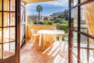 Agence Immobilière Happyssimmo Hyères Giens 83400 - Happyssimmo Hyeres - Vente Gestion Locative Location Estimation Immobilière Gratuite Hyères 83400 Visite Virtuelle